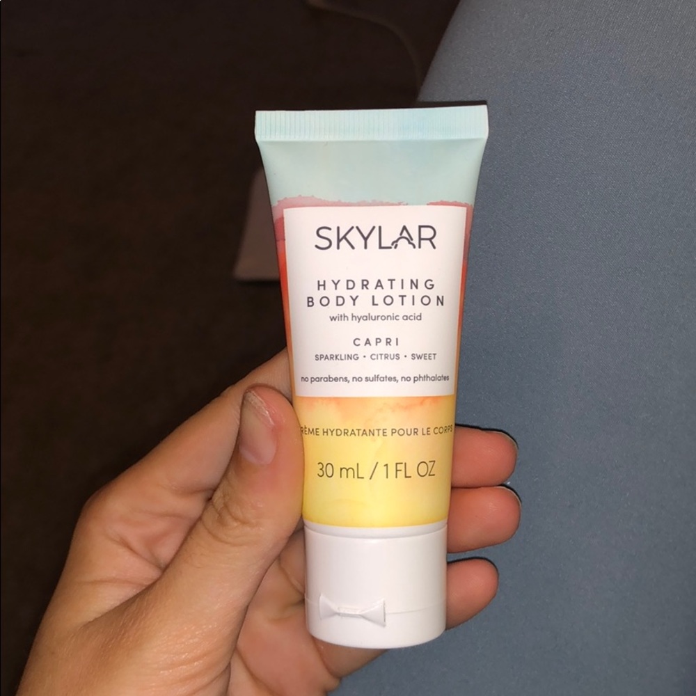 SKYLAR hydrating body lotion